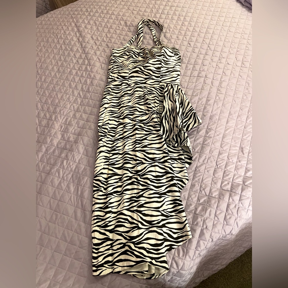 Deadly Dames white and black tiger zebra print dress